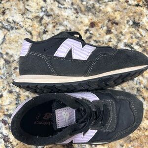 New Balance Kids Black and Lavender Sneakers